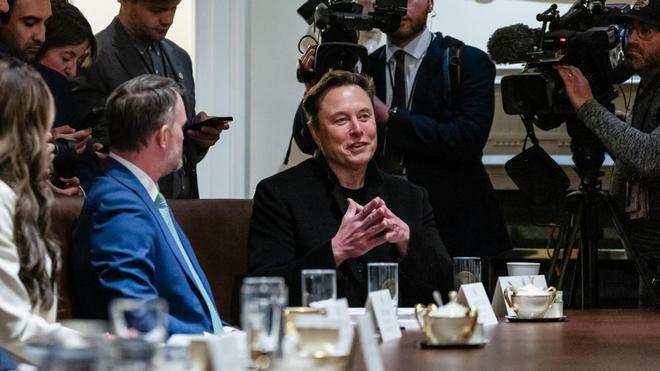 特朗普当众说的话没给金主留半点情面冰球突破游戏白宫开会马斯克不请自来(图5)